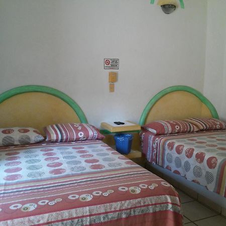 Hotel Sarabi Barra de Navidad Eksteriør billede