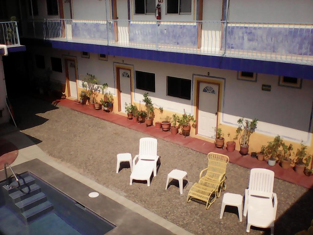 Hotel Sarabi Barra de Navidad Eksteriør billede