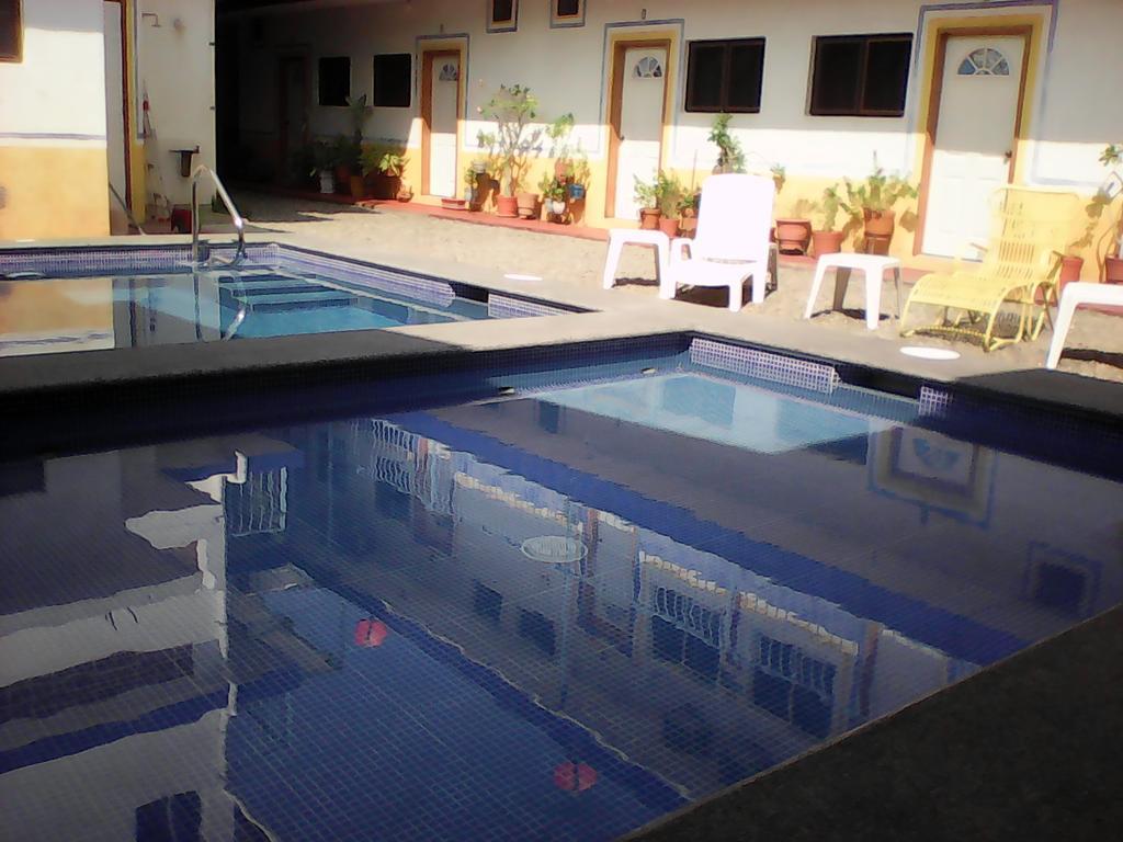 Hotel Sarabi Barra de Navidad Eksteriør billede