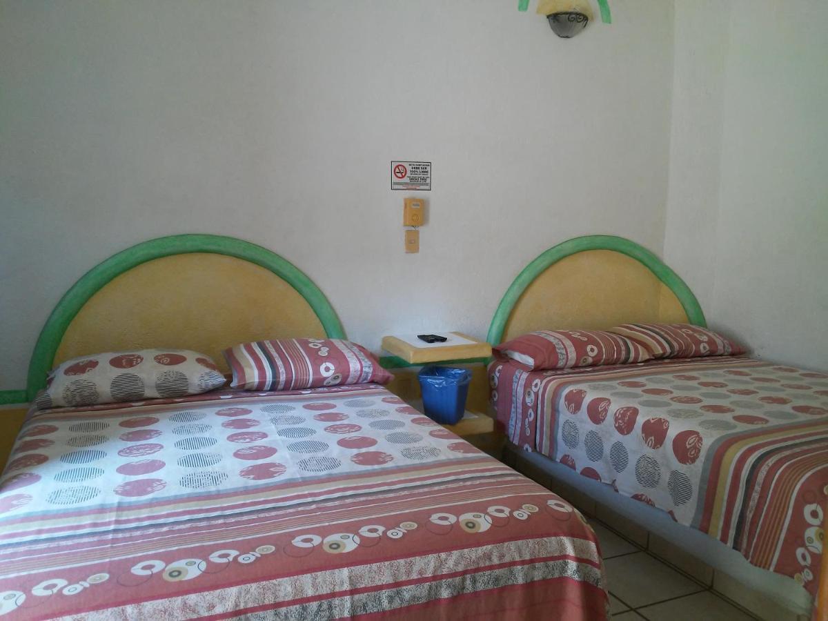 Hotel Sarabi Barra de Navidad Eksteriør billede
