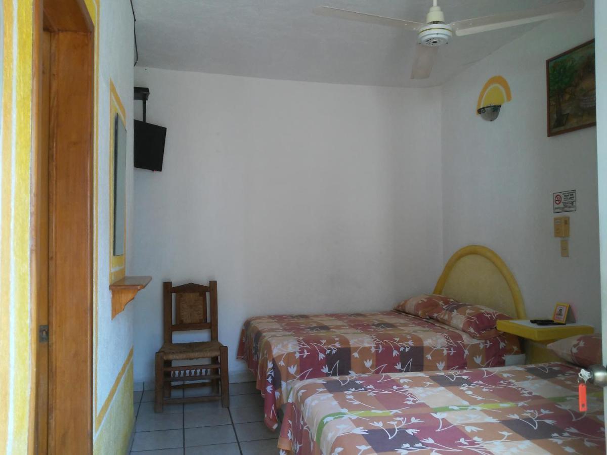 Hotel Sarabi Barra de Navidad Eksteriør billede